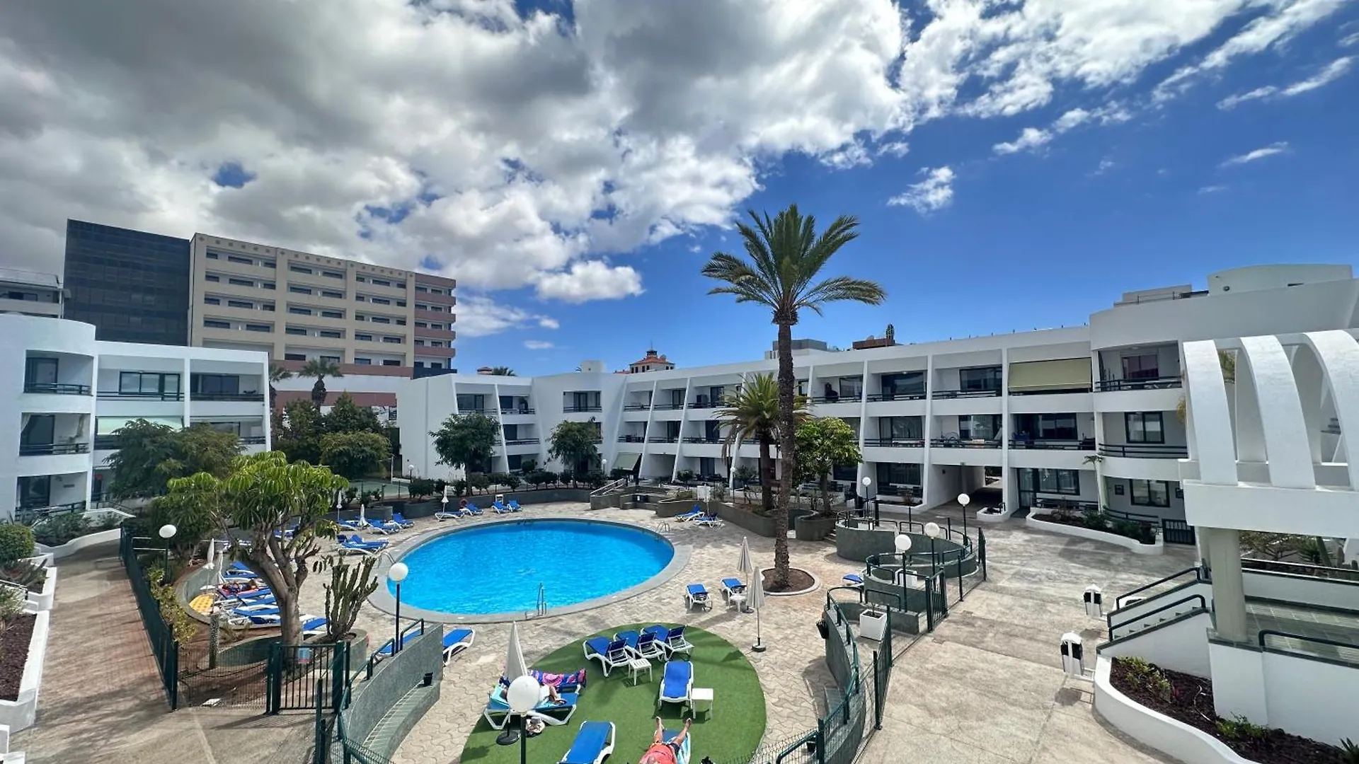 1The Best Location - Las Americas & Parking Playa de las Americas  Spain